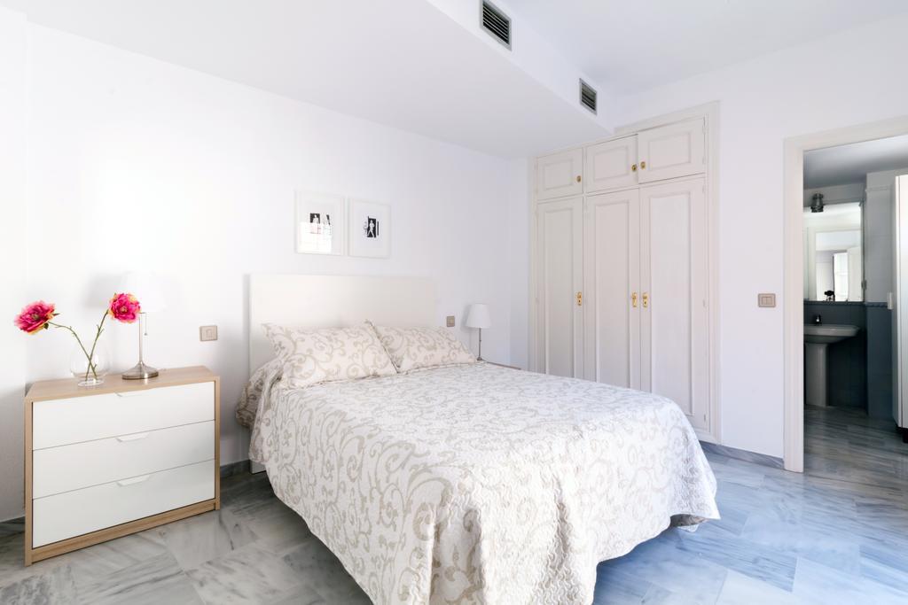 Apartamento Aparbel Encarnacion - Jeronimo Hernandez *